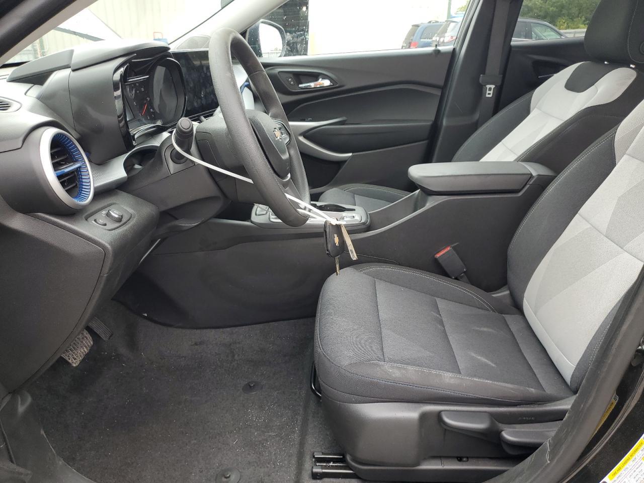 2025 CHEVROLET TRAX