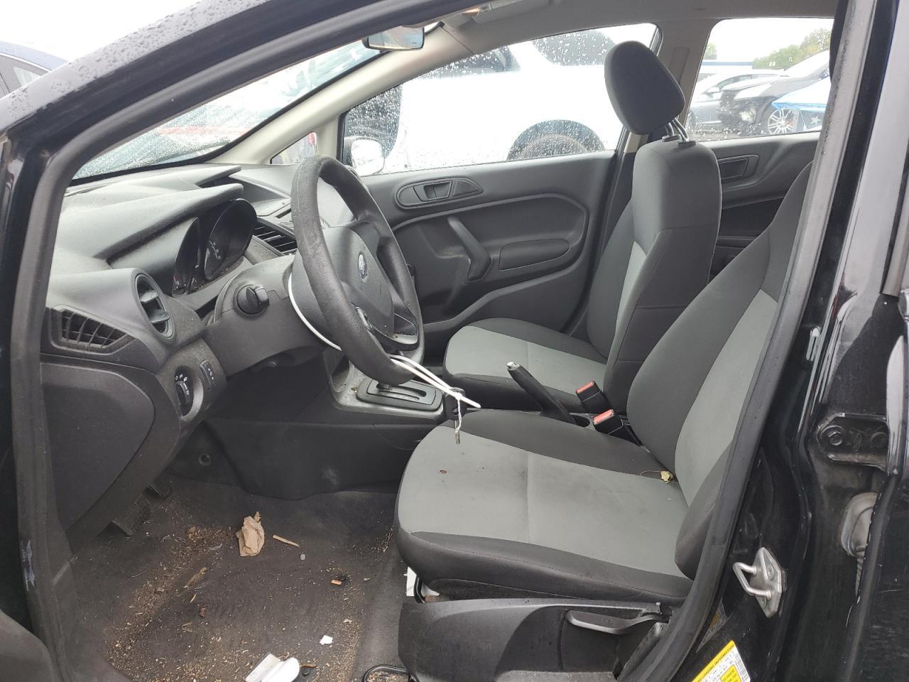 2016 FORD Fiesta