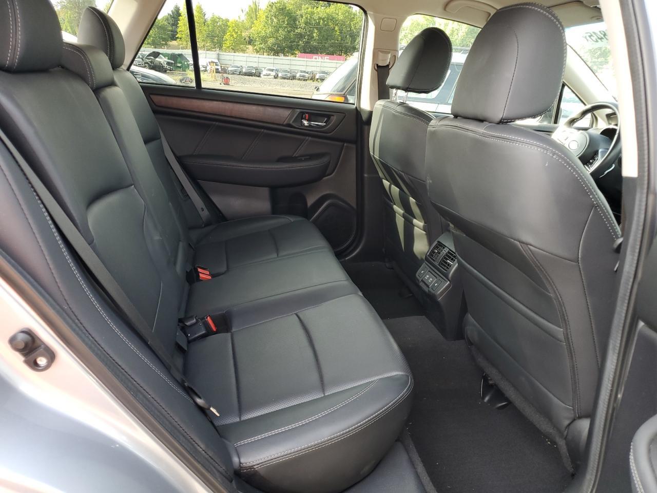 2019 SUBARU Outback