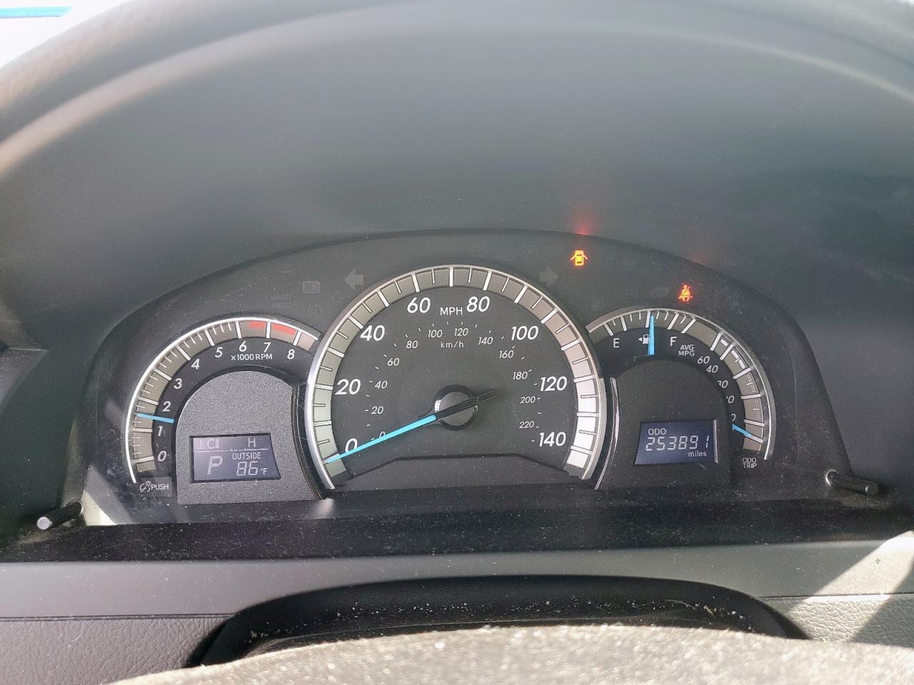 2014 TOYOTA CAMRY