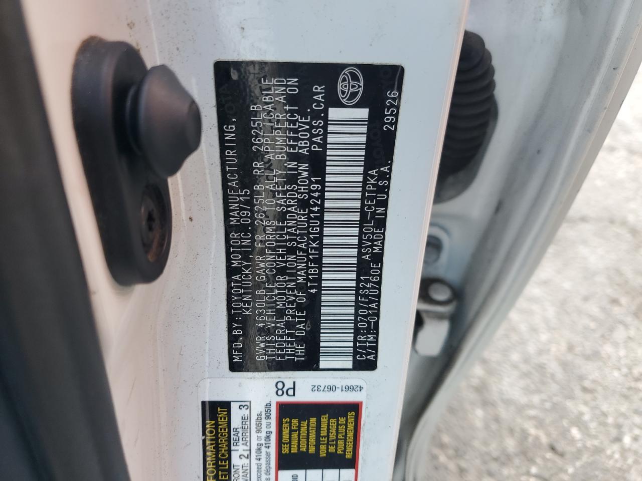2016 TOYOTA CAMRY