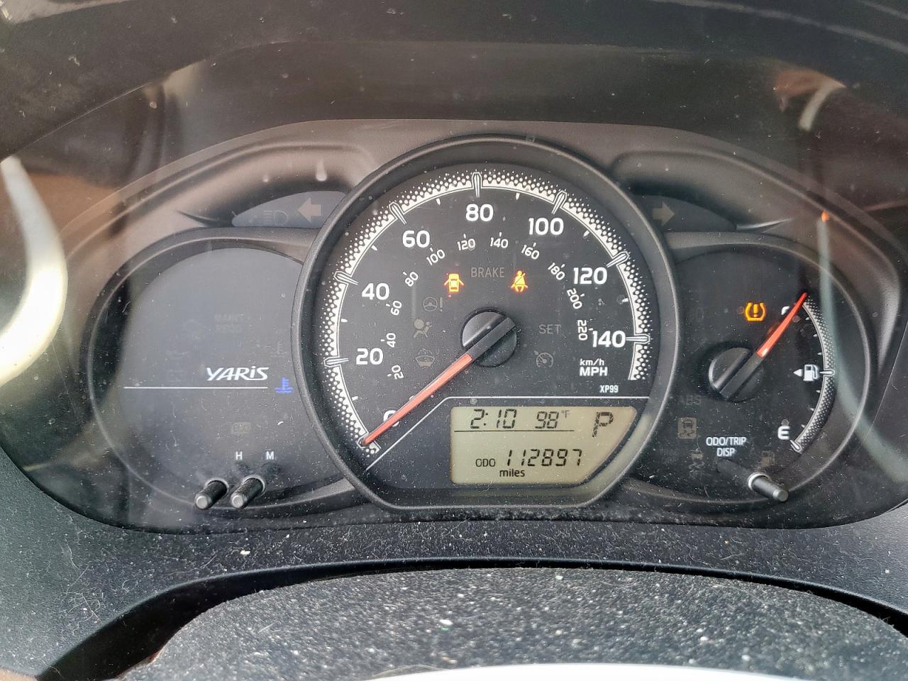 2016 TOYOTA YARIS