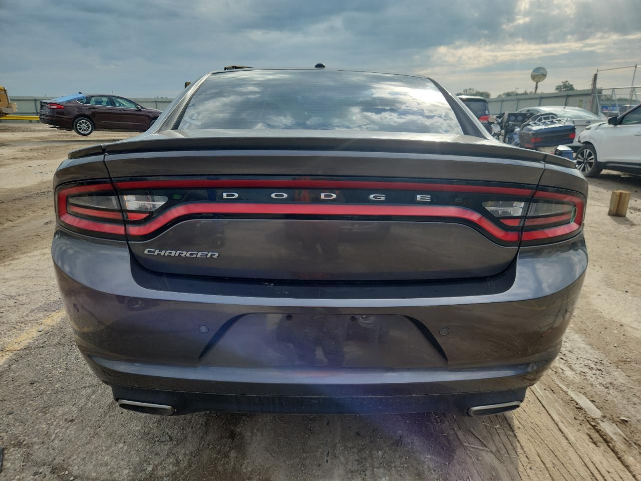 2015 DODGE CHARGER
