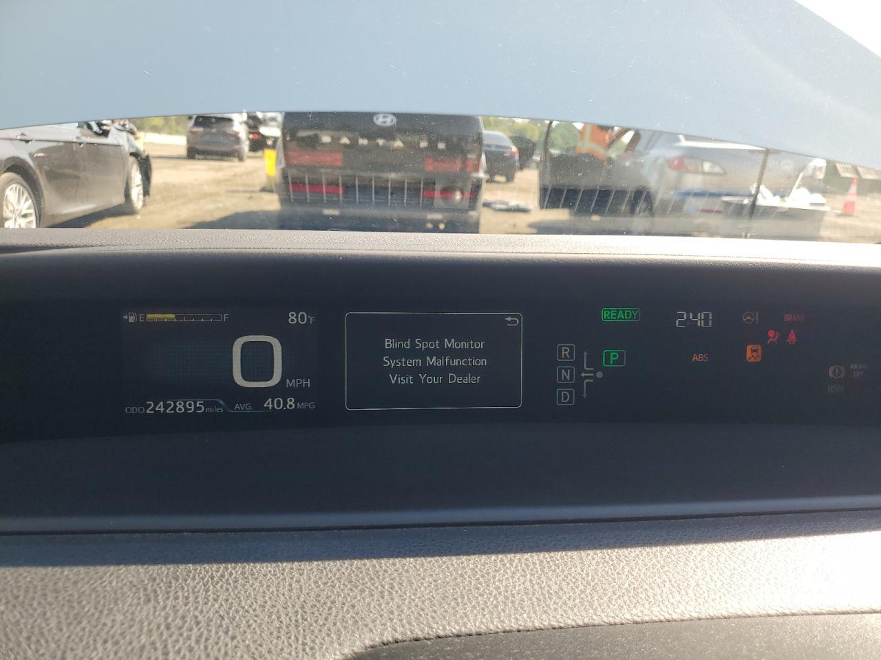 2016 TOYOTA PRIUS