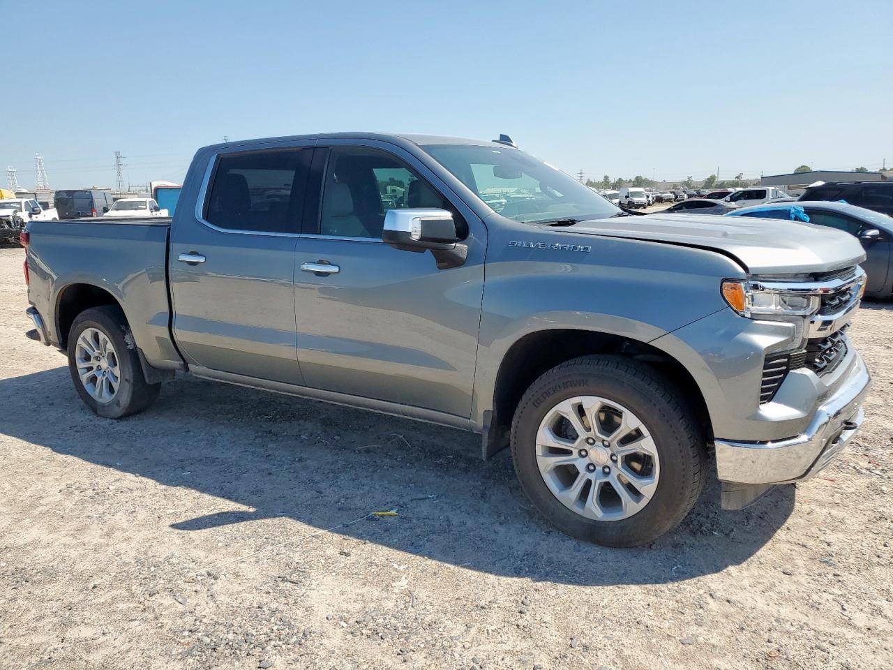 2023 CHEVROLET Silverado