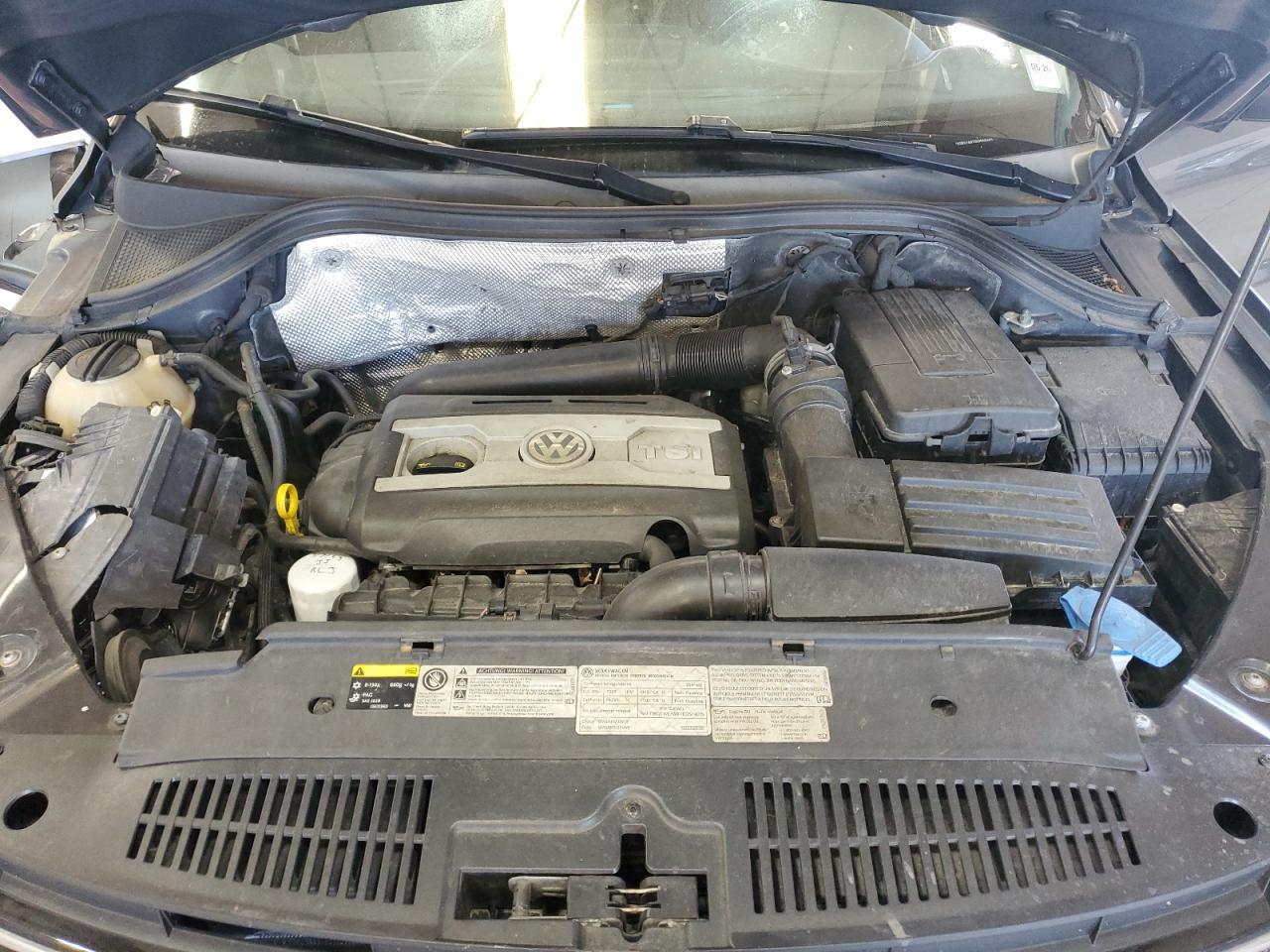 2016 VOLKSWAGEN TIGUAN