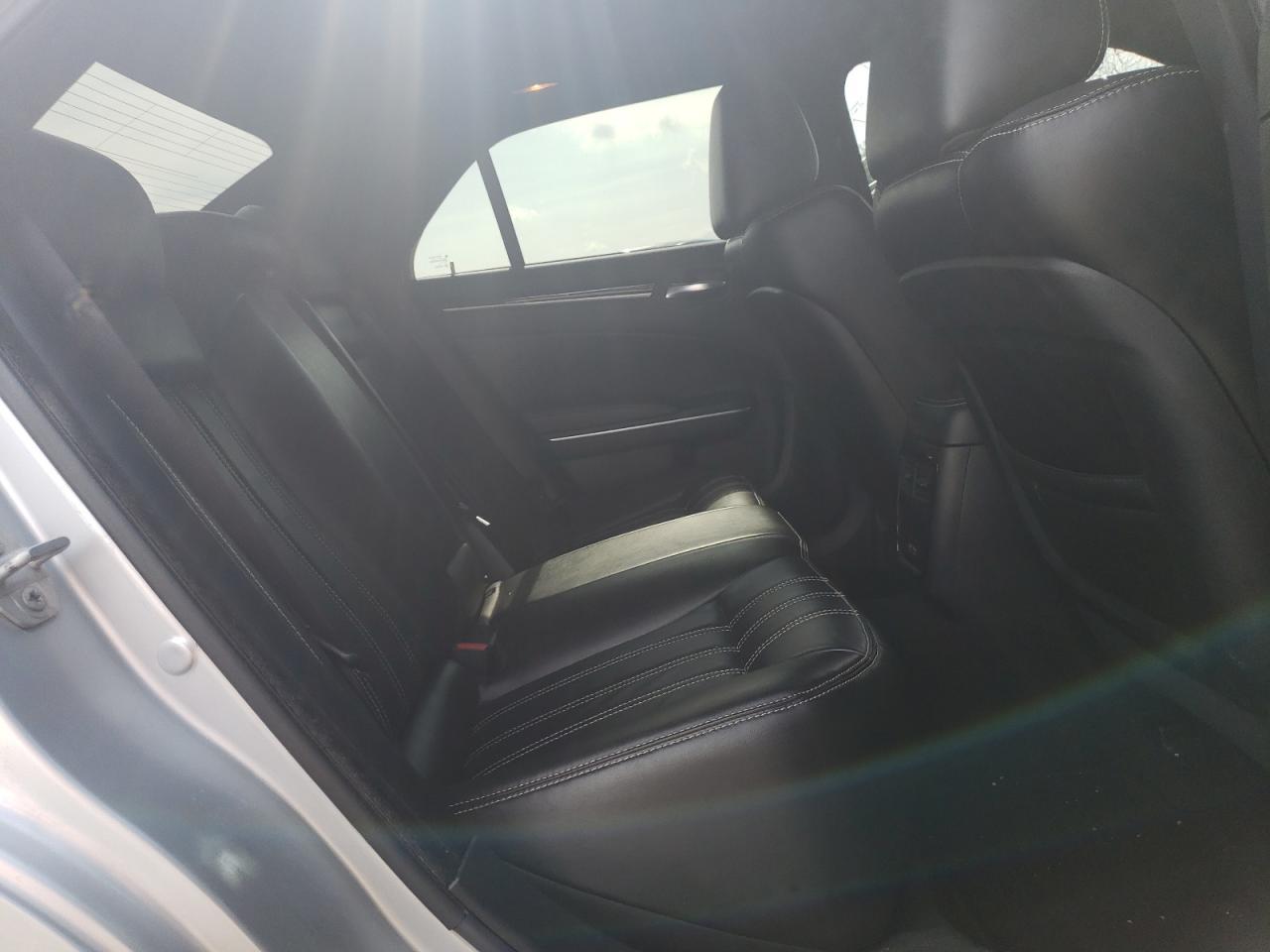 2022 CHRYSLER 300
