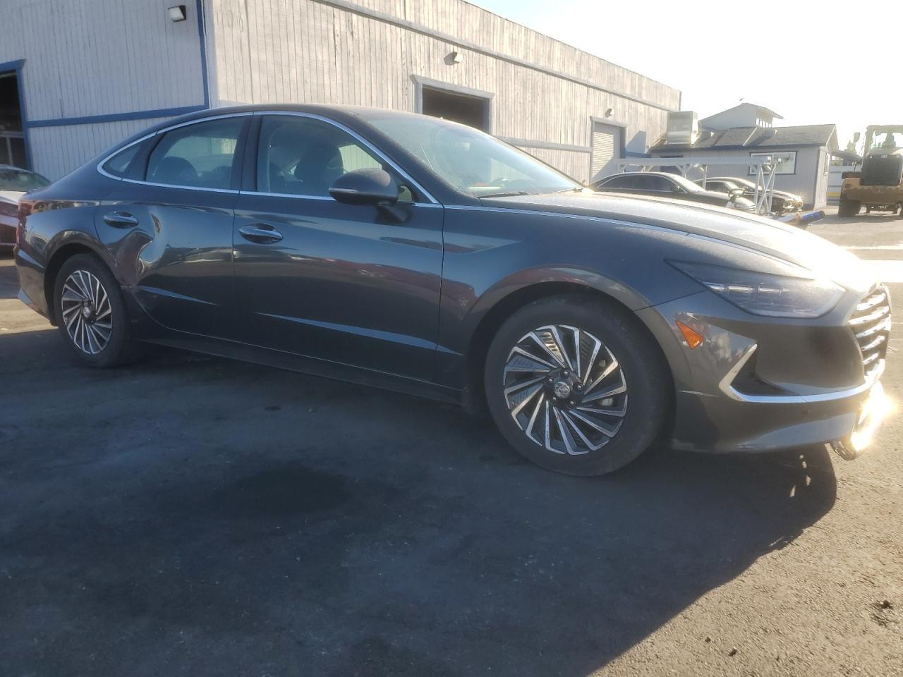 2023 HYUNDAI SONATA