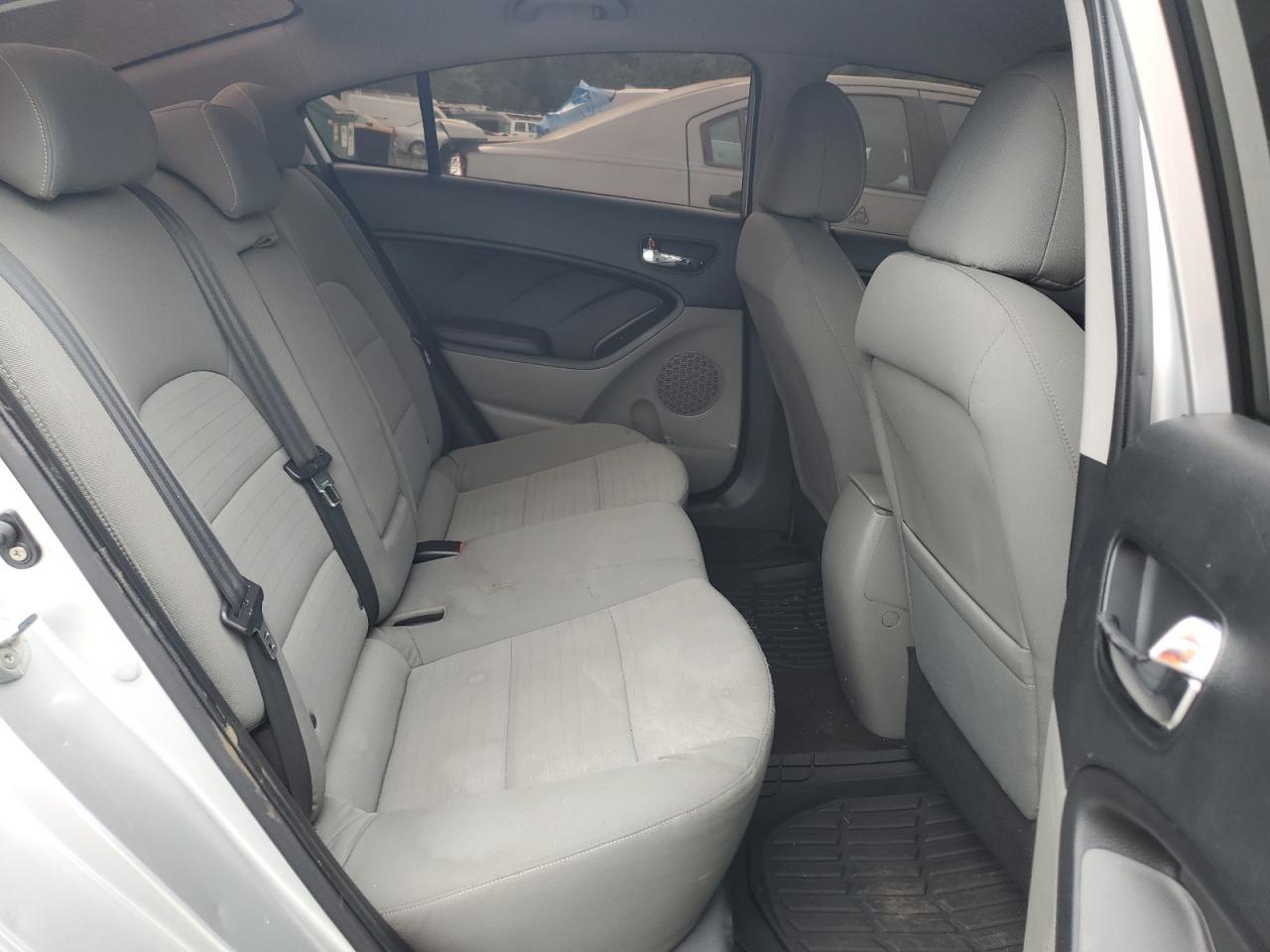 2015 KIA FORTE