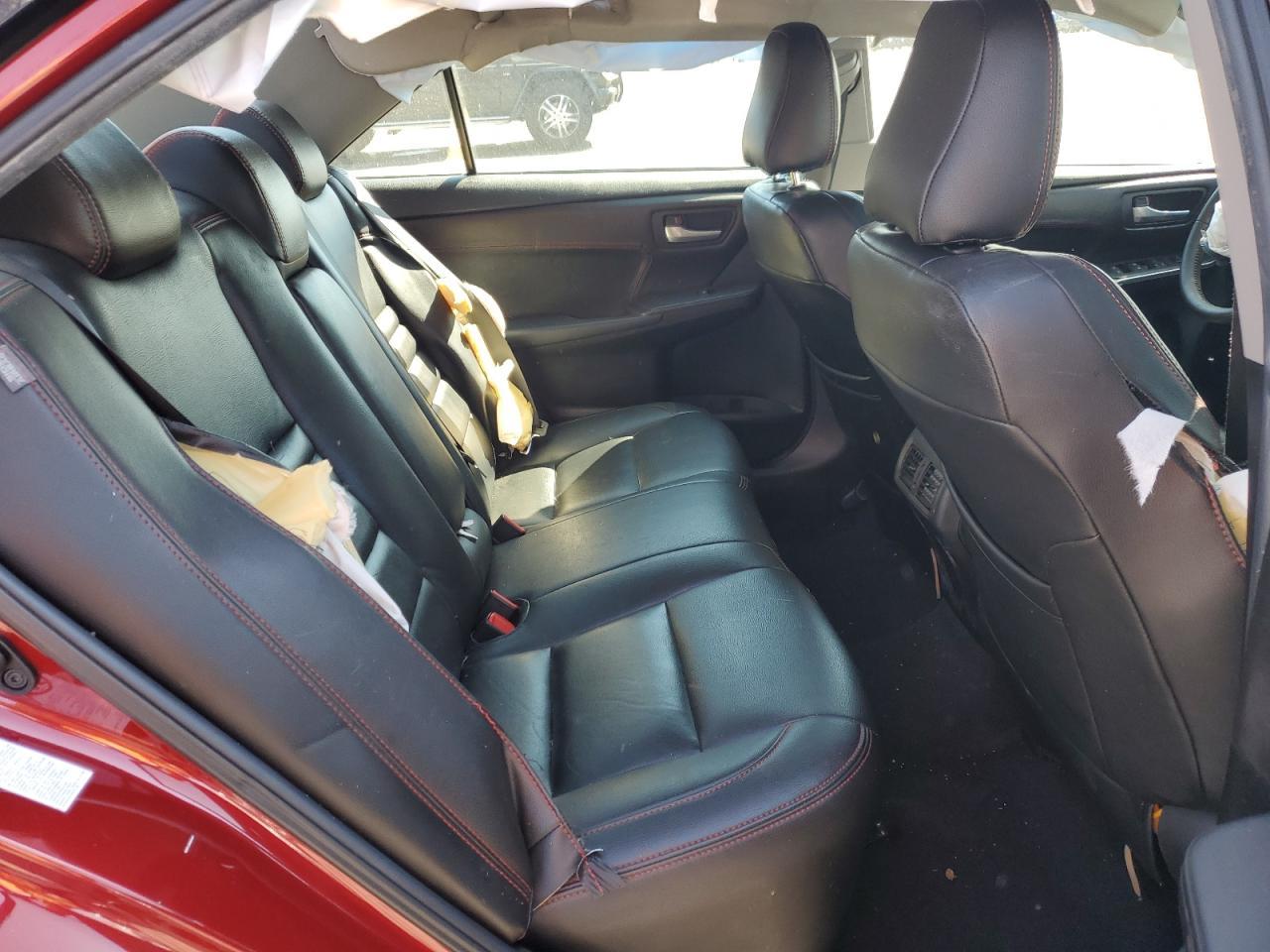 2015 TOYOTA CAMRY