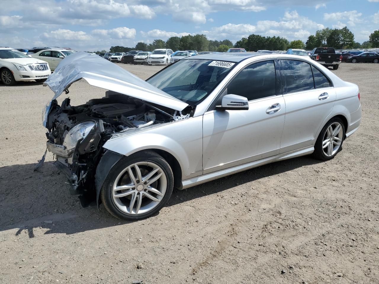 2012 MERCEDES-BENZ C-CLASS