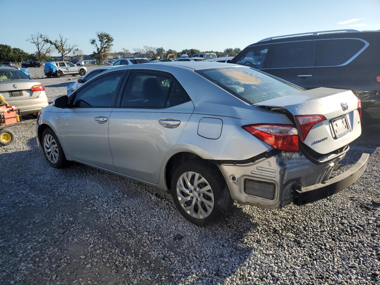 2018 TOYOTA COROLLA