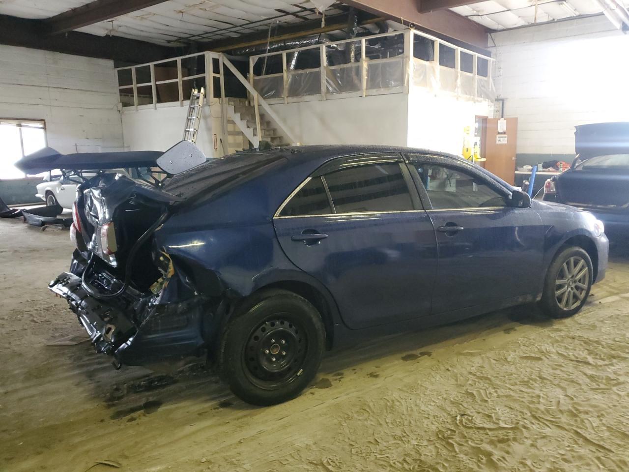 2010 TOYOTA CAMRY