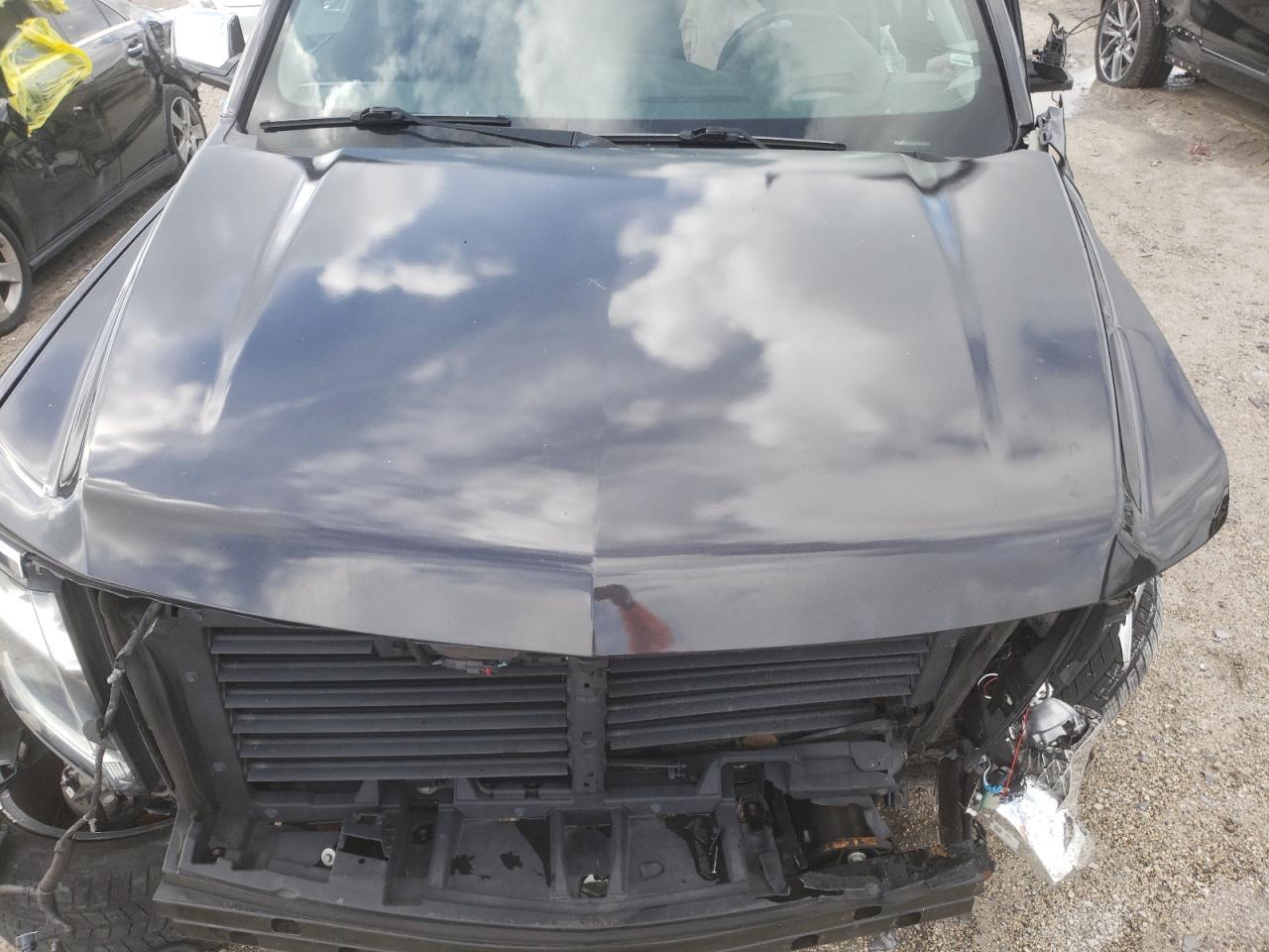 2017 CHEVROLET Suburban