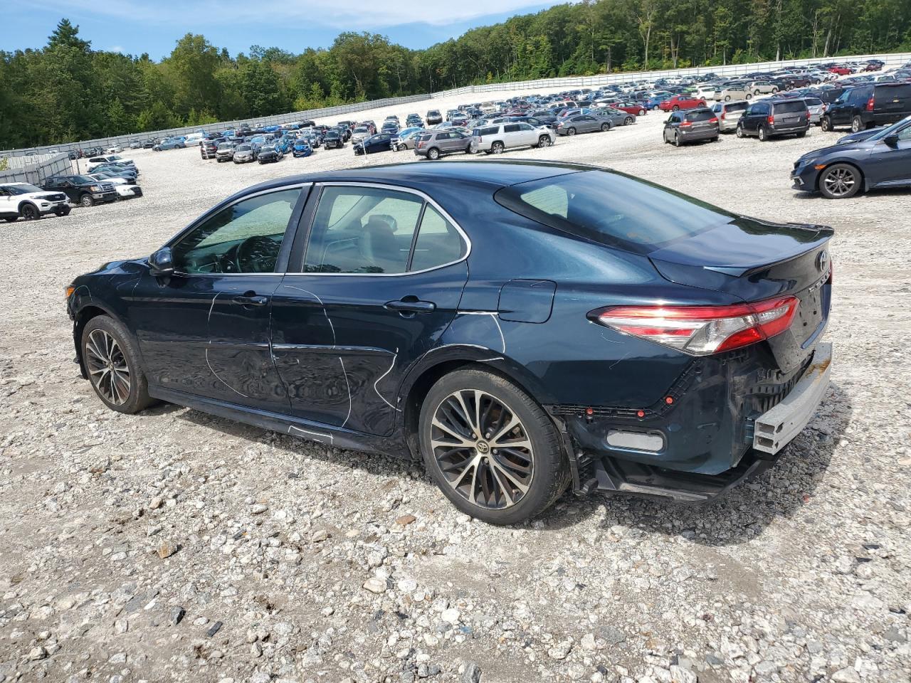2018 TOYOTA CAMRY