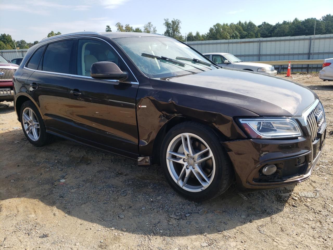 2014 AUDI Q5