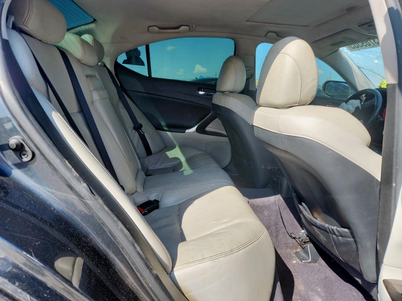 2010 LEXUS Is