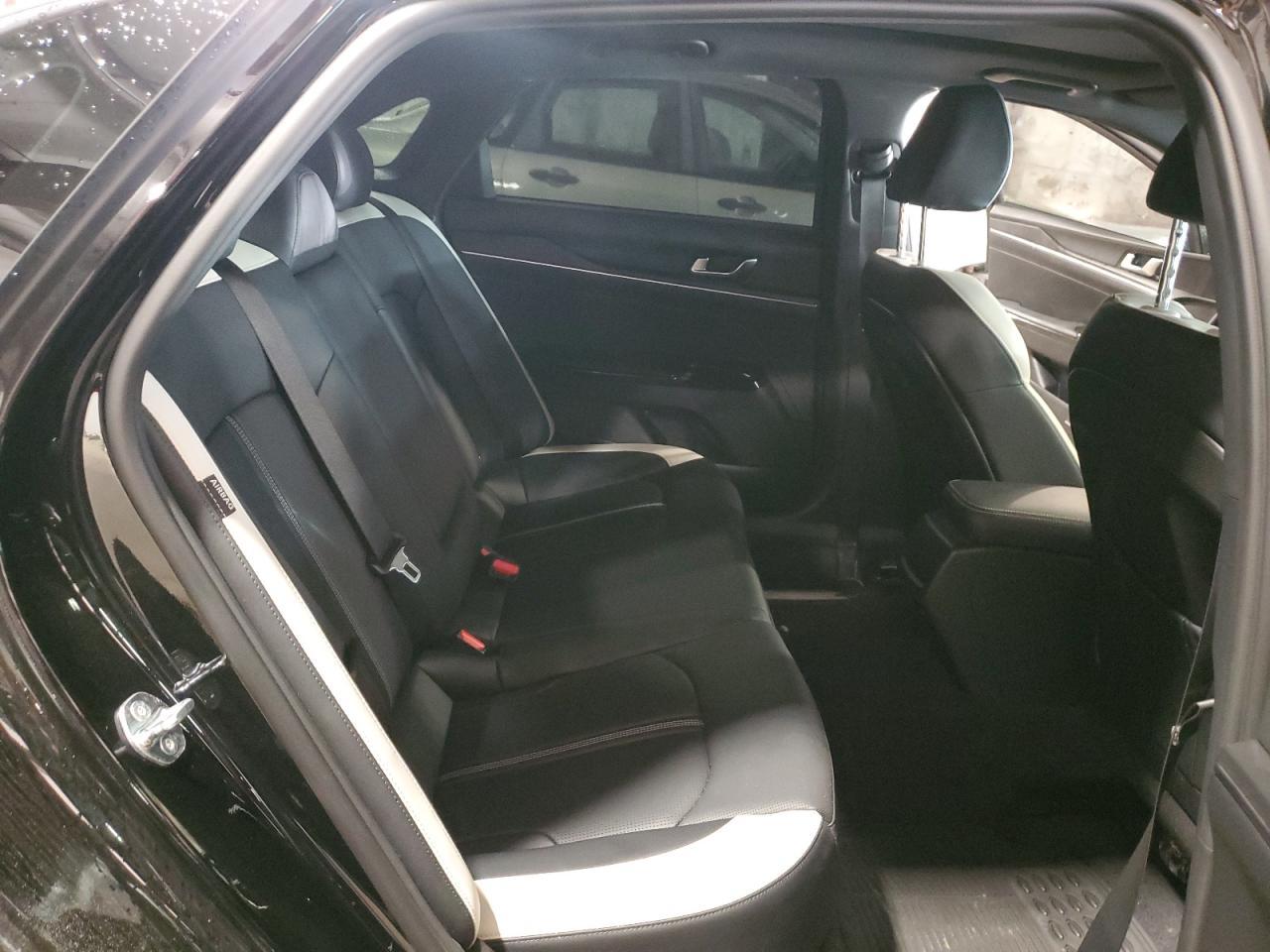 2025 KIA K5