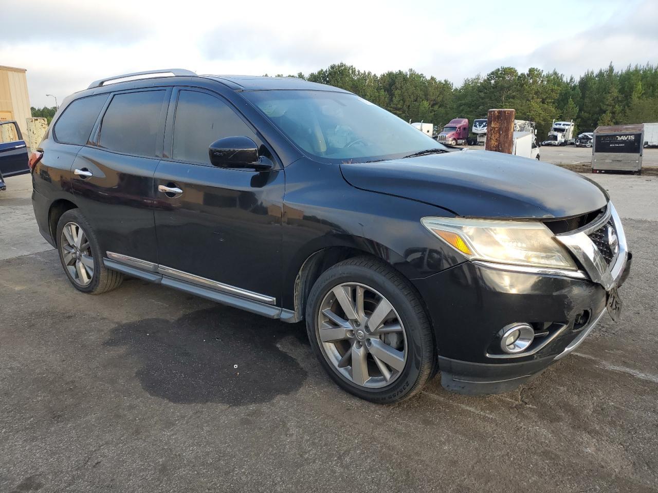 2013 NISSAN PATHFINDER