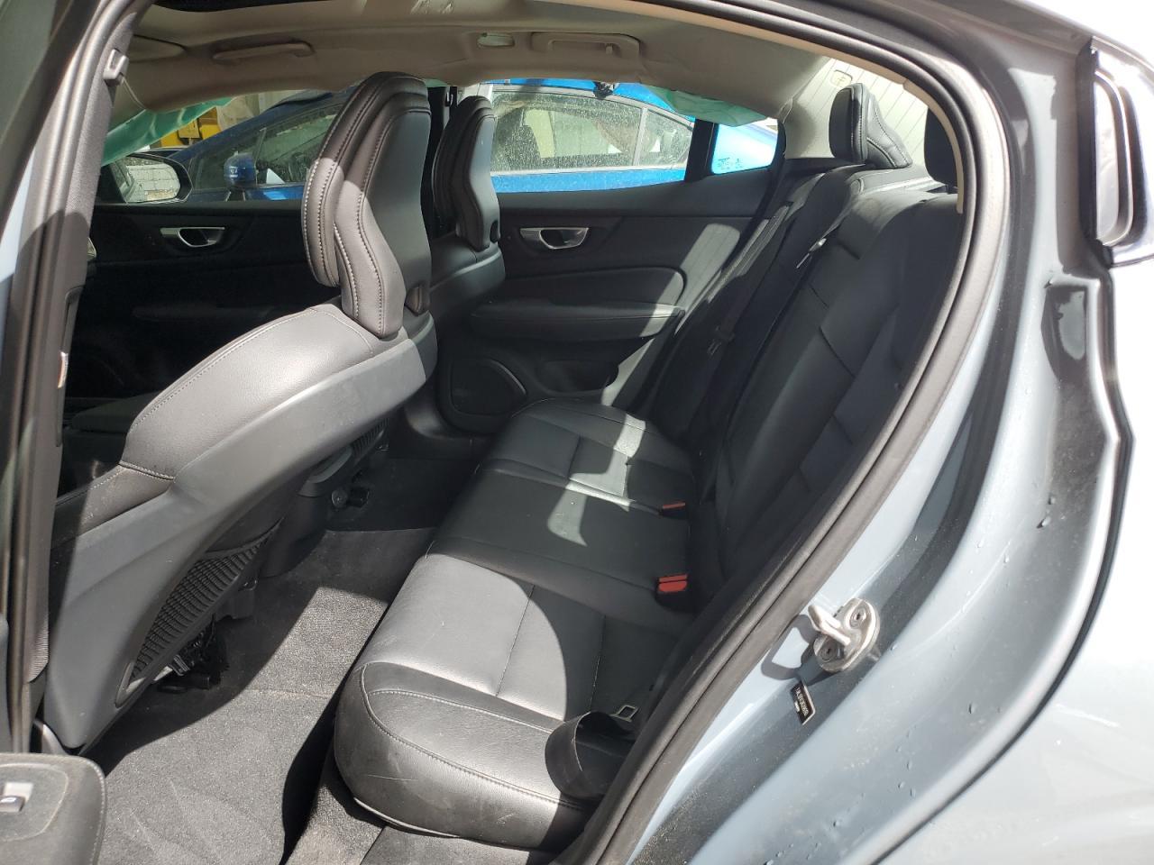 2024 VOLVO S60