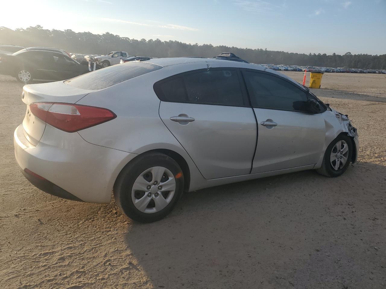 2015 KIA FORTE