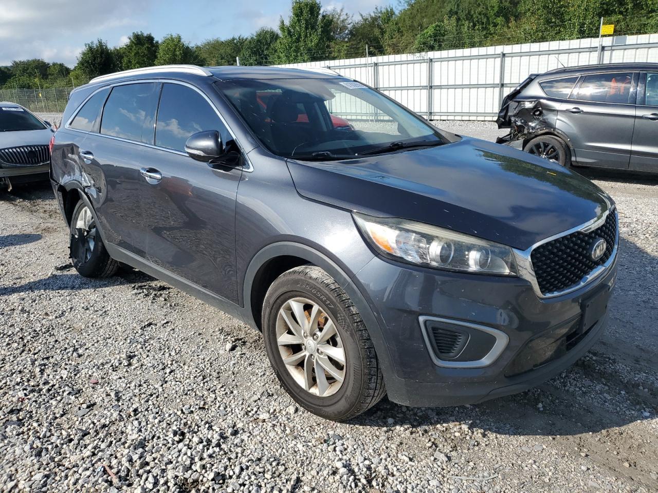 2017 KIA SORENTO