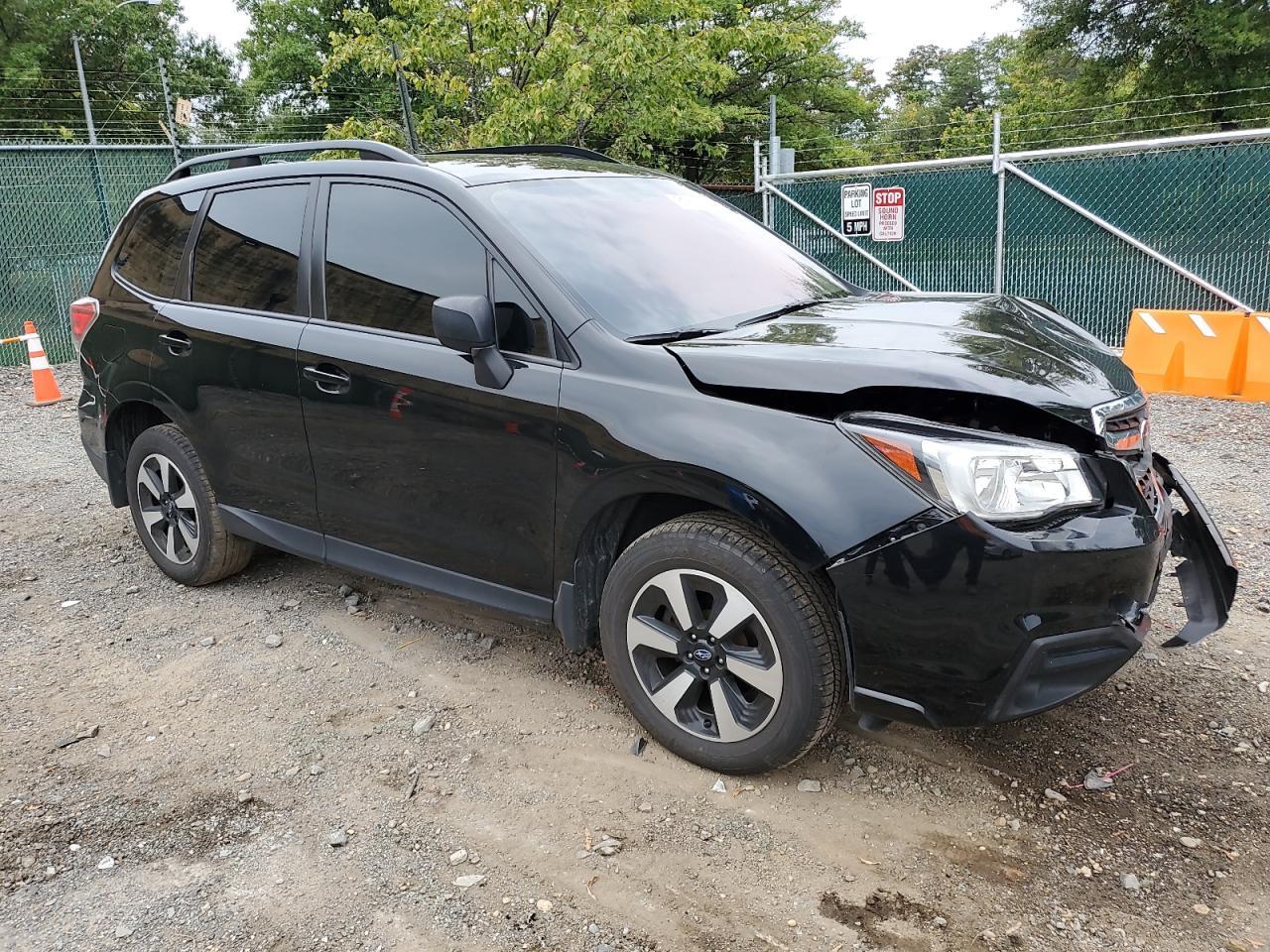 2017 SUBARU FORESTER