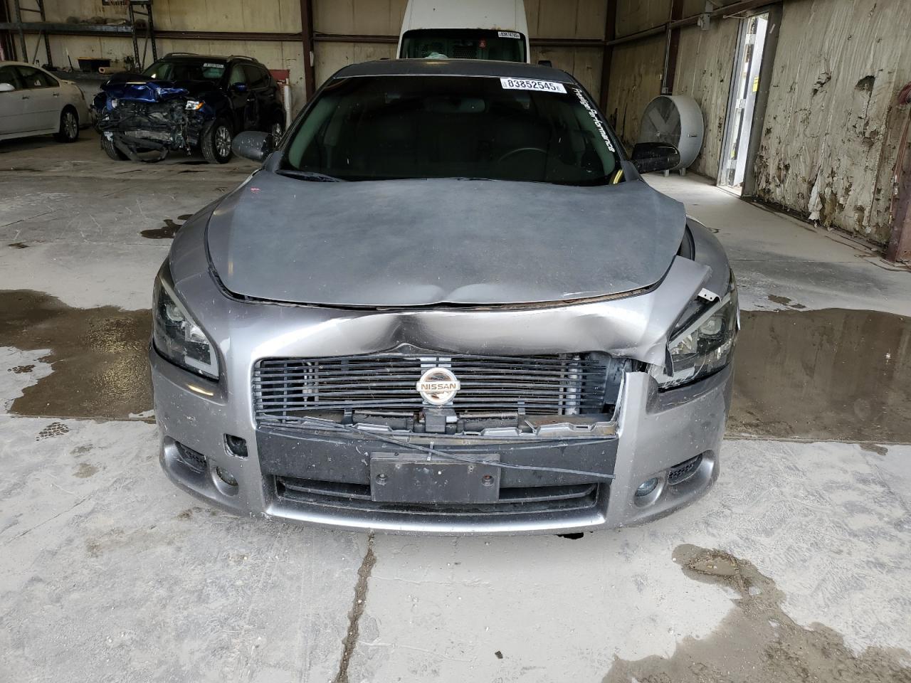 2009 NISSAN Maxima