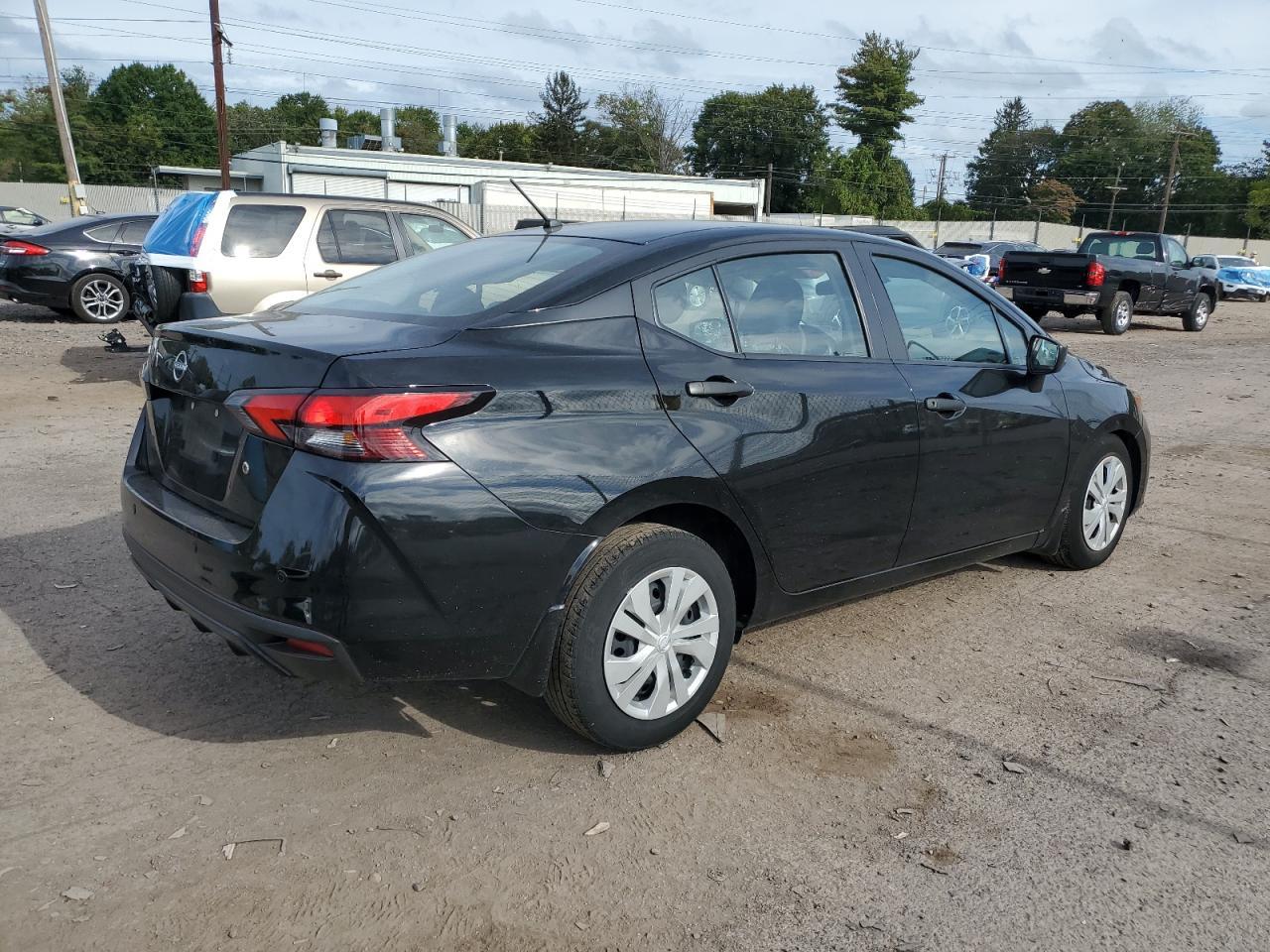 2023 NISSAN VERSA