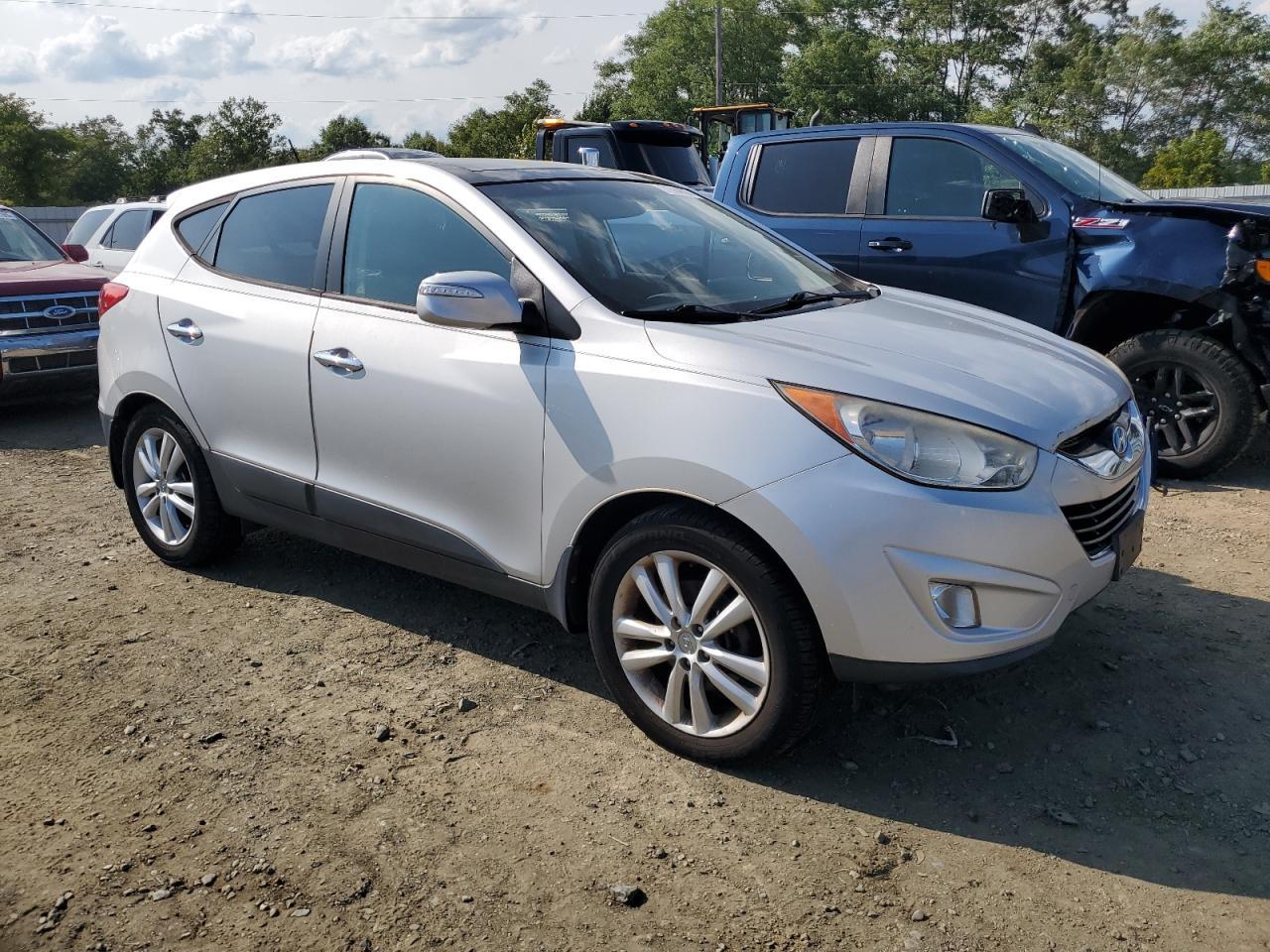 2012 HYUNDAI TUCSON