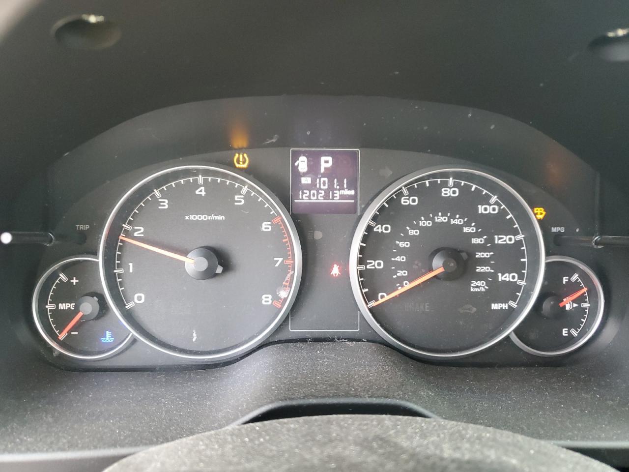 2014 SUBARU Outback