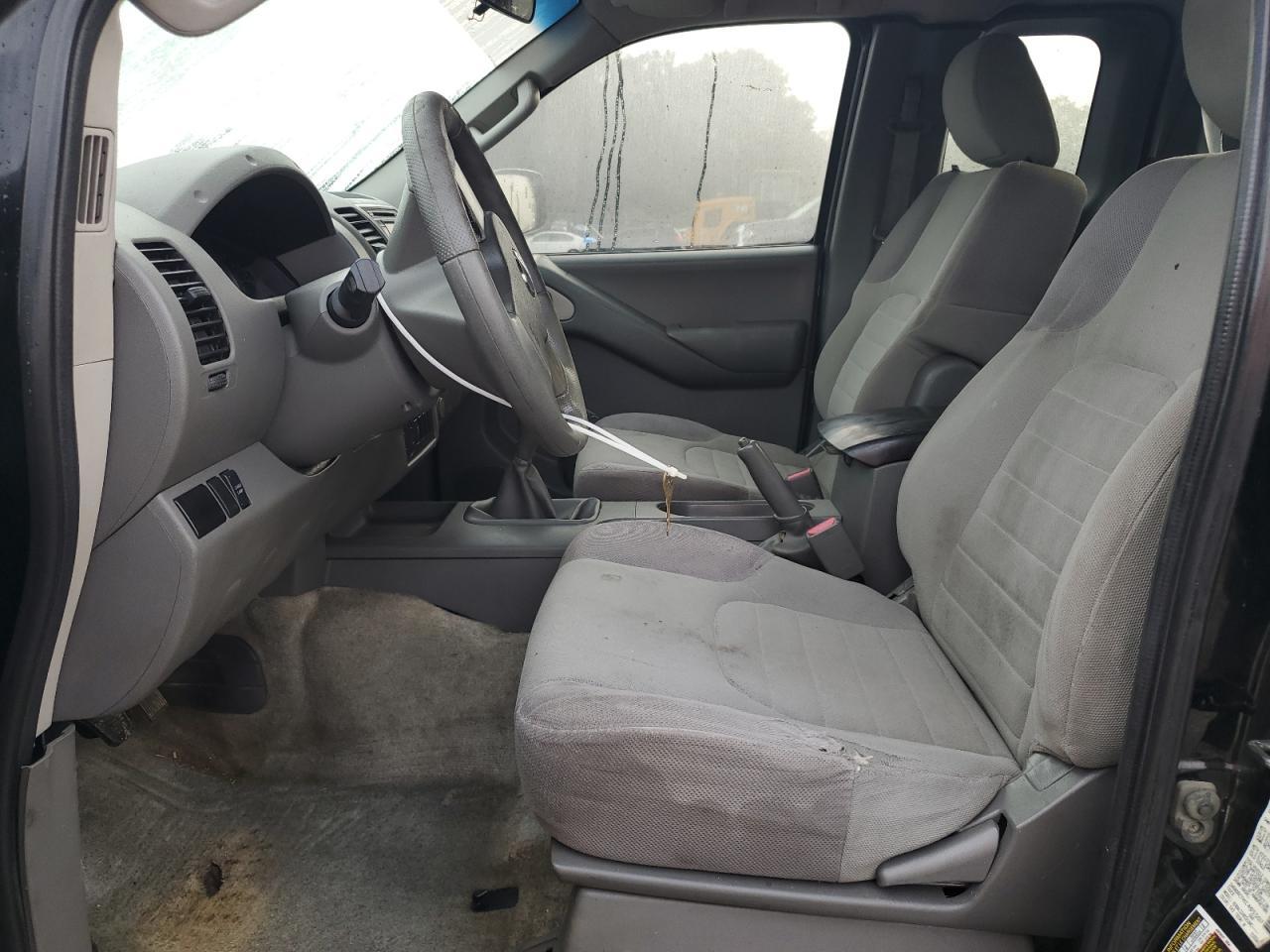 2012 NISSAN Frontier
