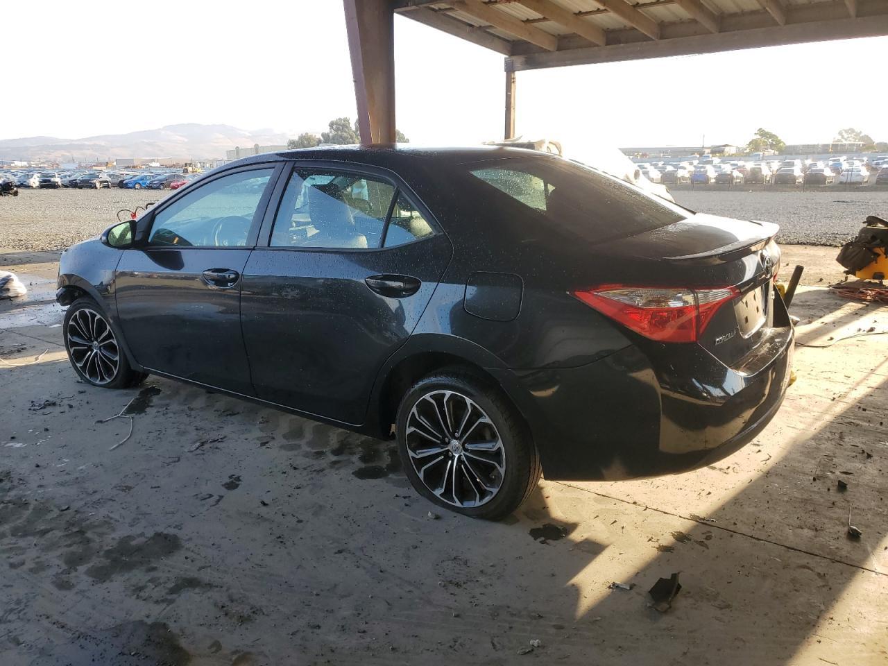 2016 TOYOTA COROLLA