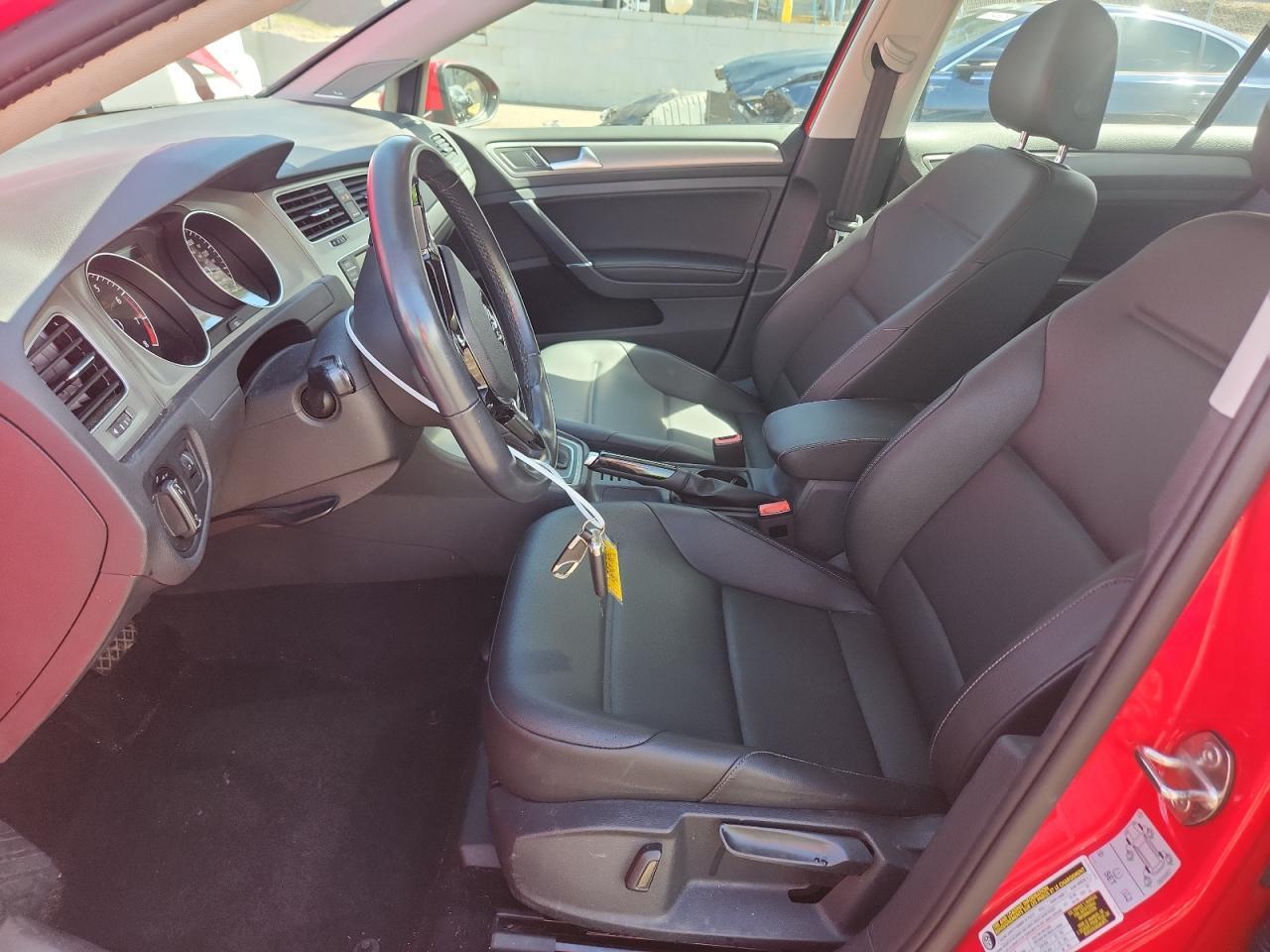 2017 VOLKSWAGEN GOLF