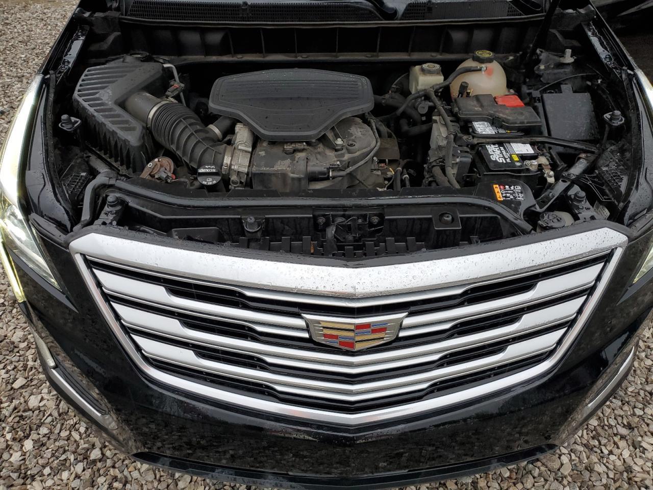 2017 CADILLAC XT5