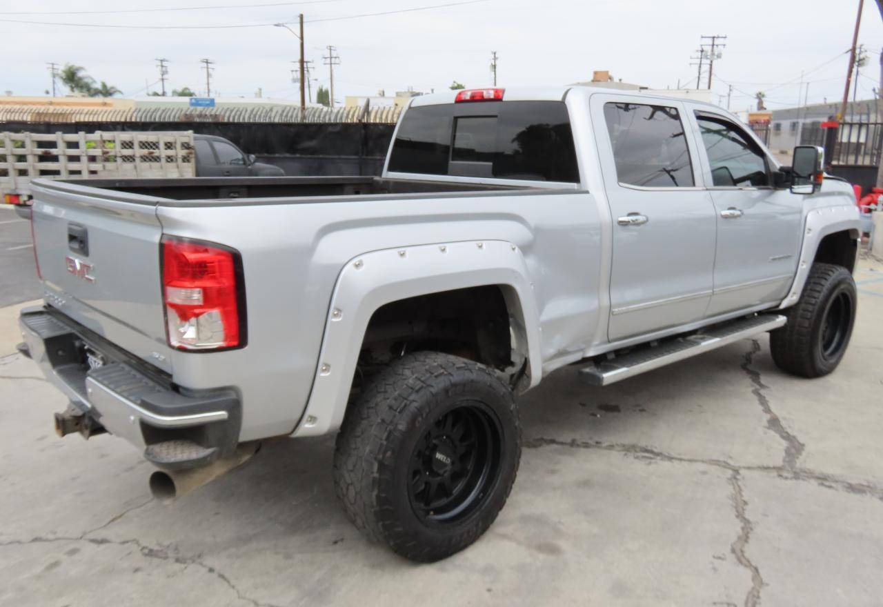 2017 GMC Sierra