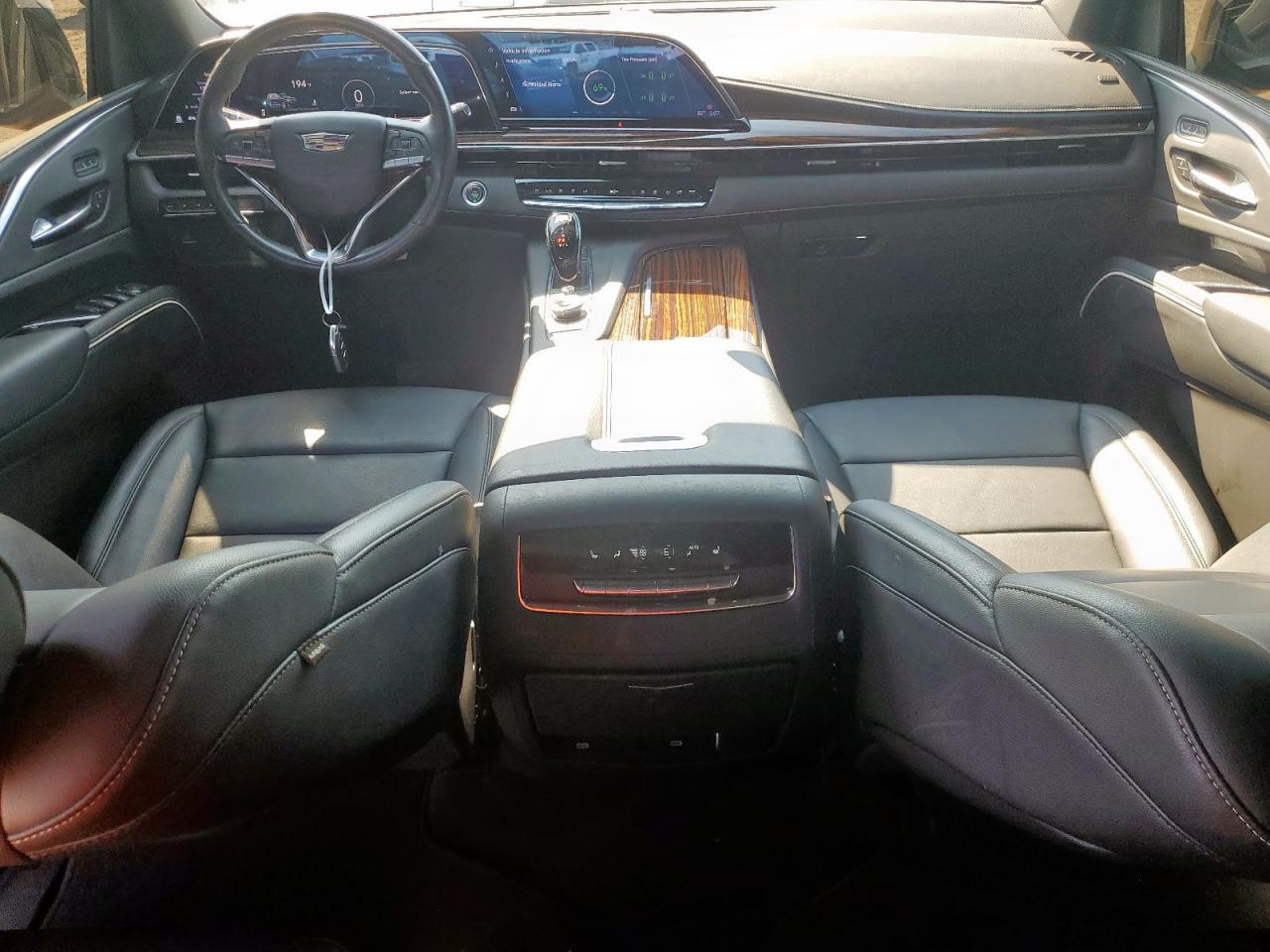2022 CADILLAC ESCALADE