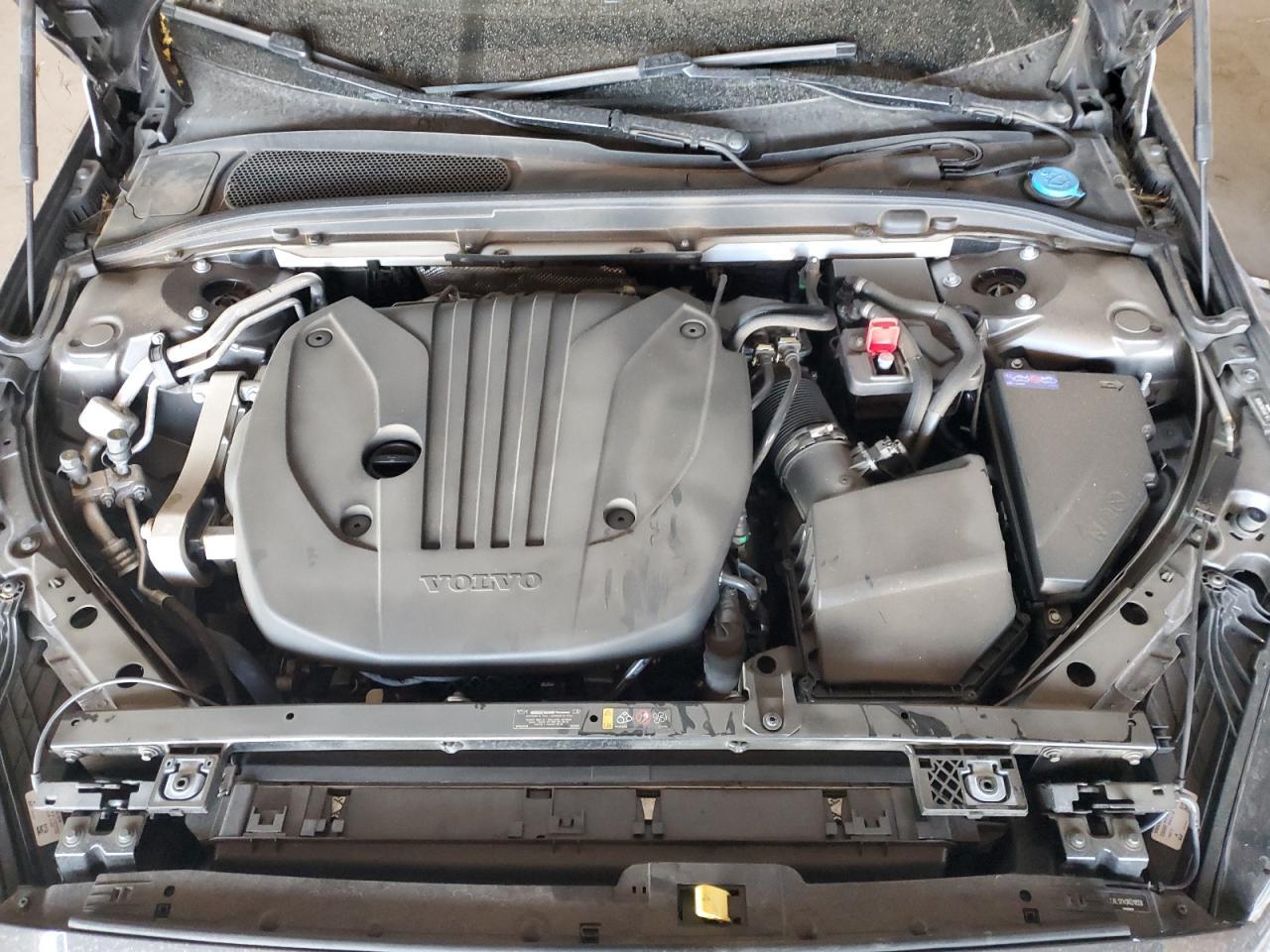 2024 VOLVO S60