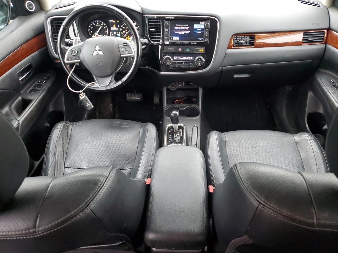 2014 MITSUBISHI outlander