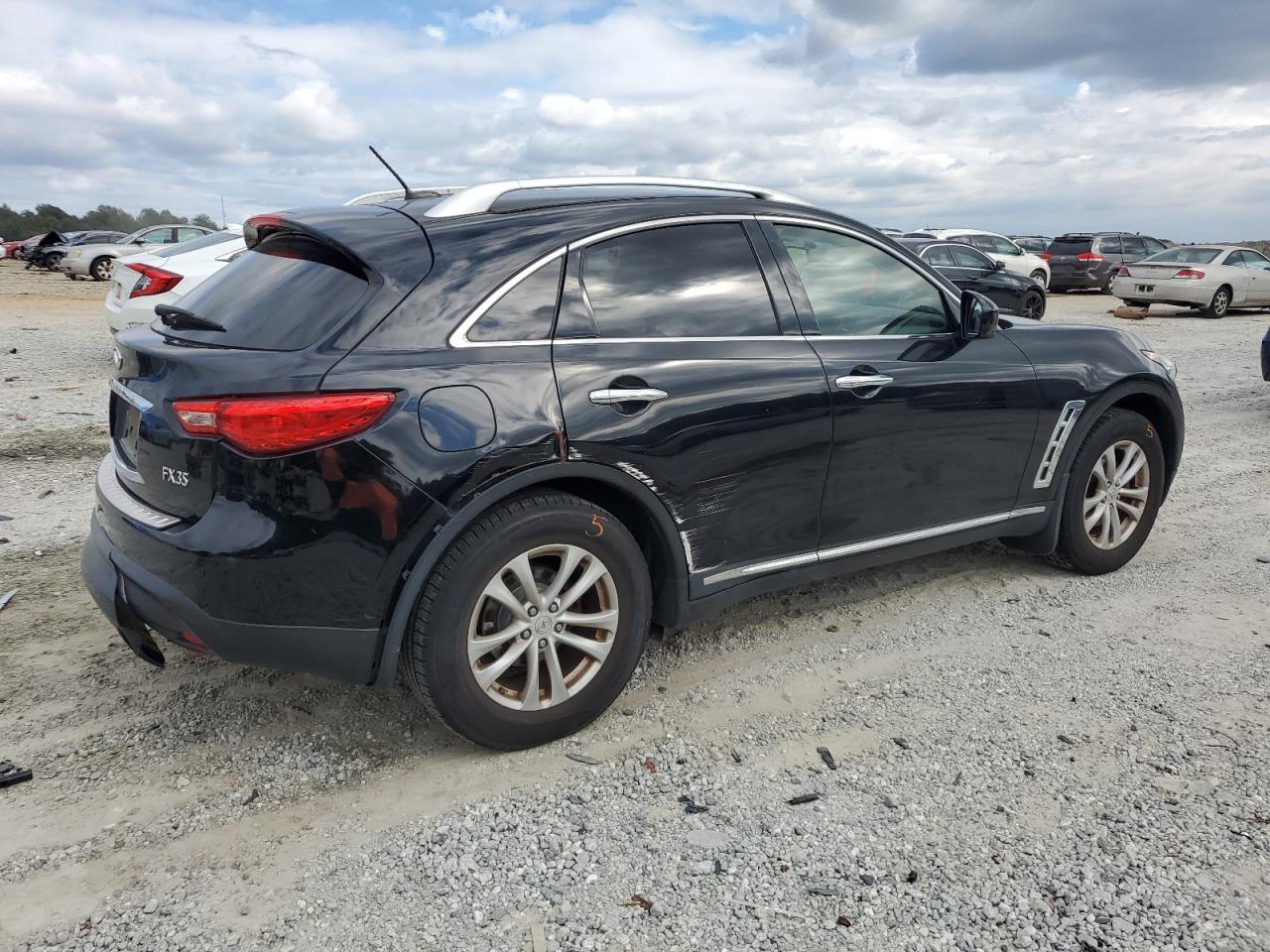 2012 INFINITI FX35