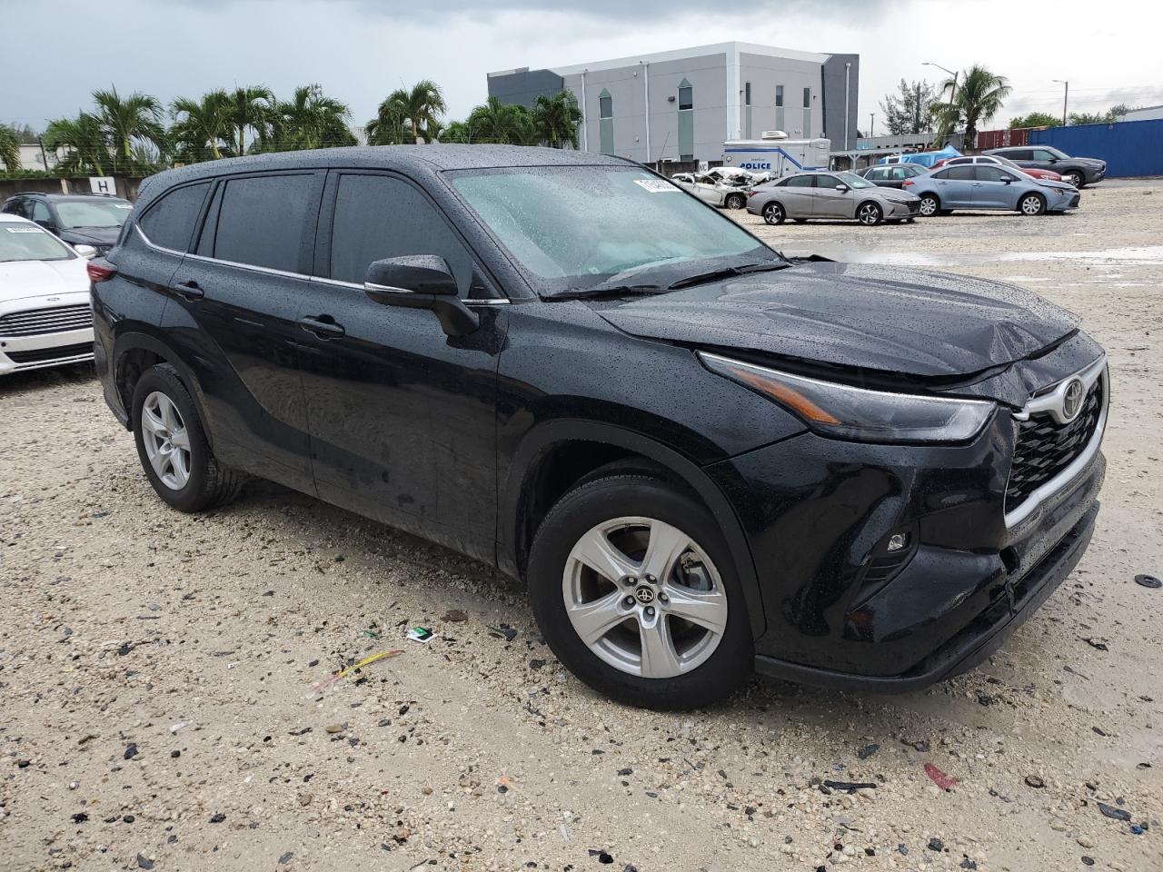 2024 TOYOTA HIGHLANDER