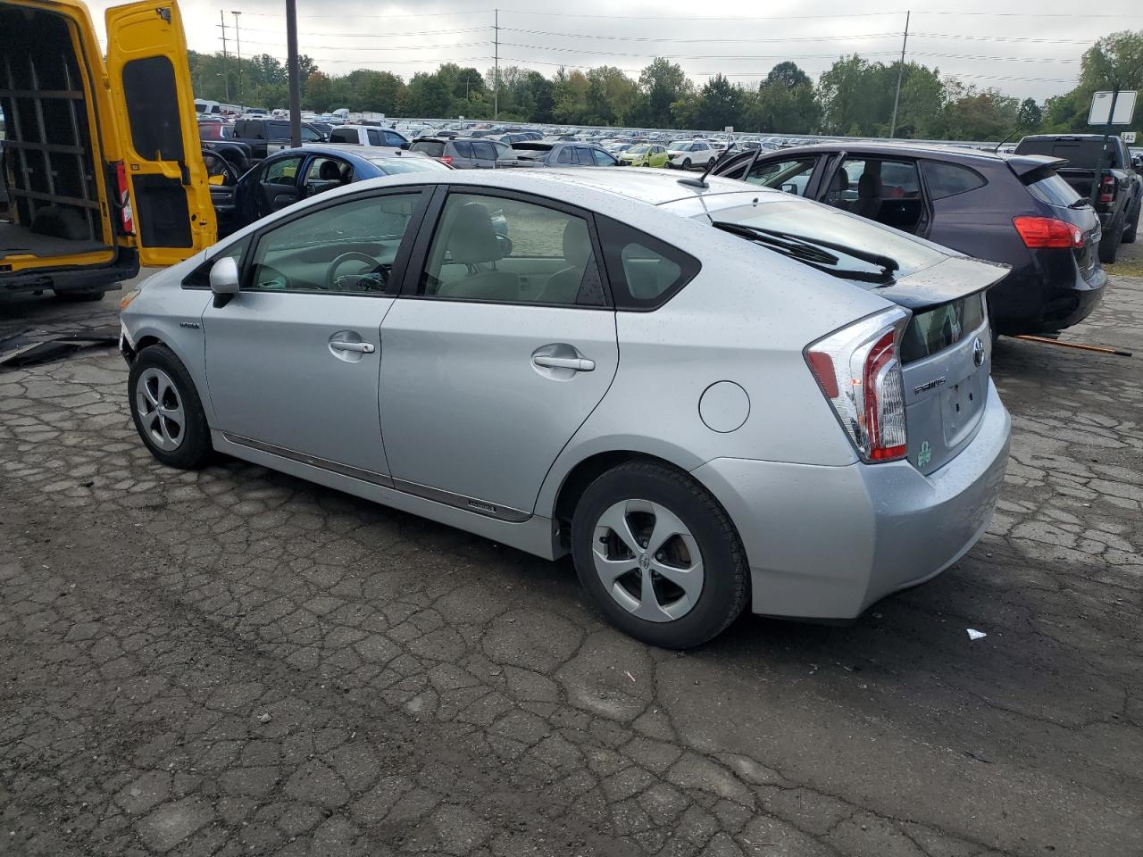 2015 TOYOTA PRIUS