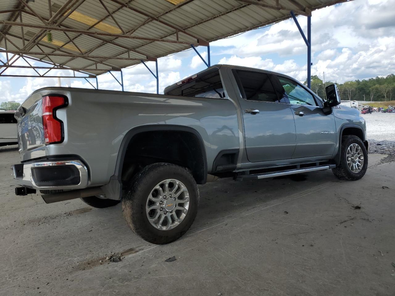 2024 CHEVROLET Silverado
