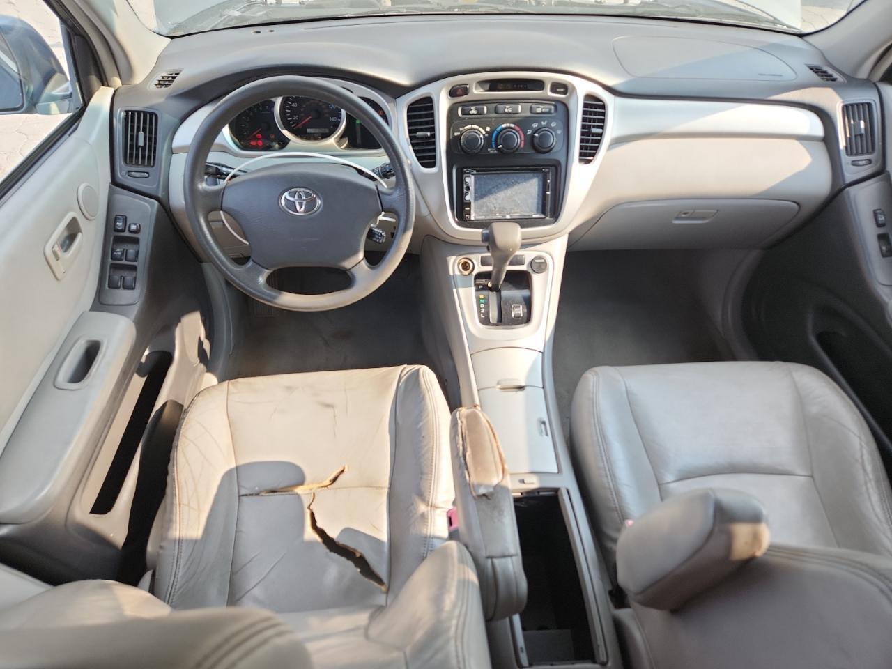 2005 TOYOTA HIGHLANDER