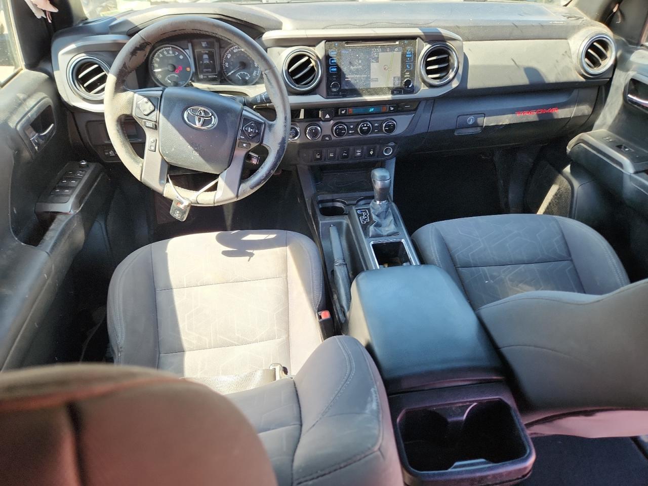 2016 TOYOTA TACOMA