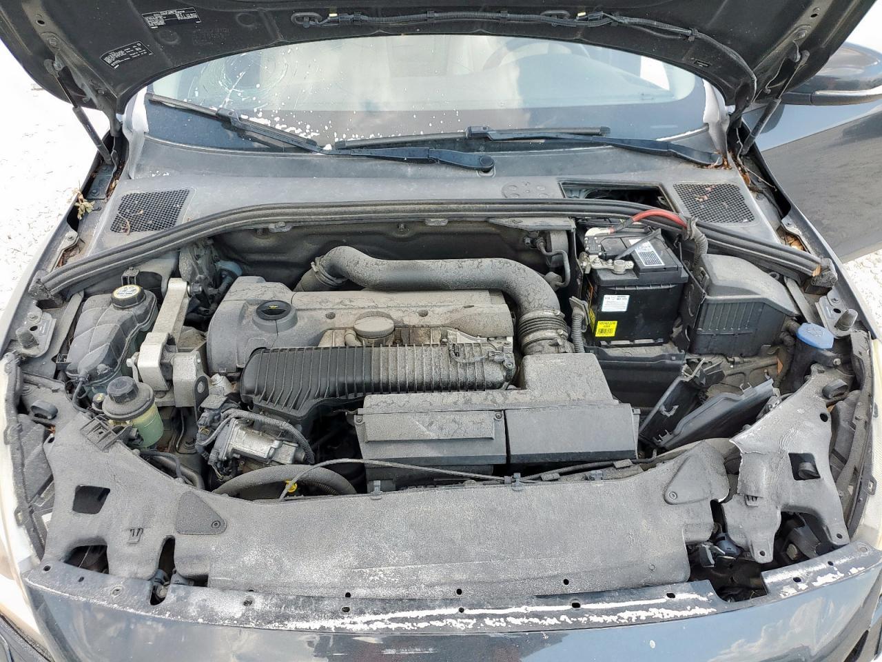 2013 VOLVO S60
