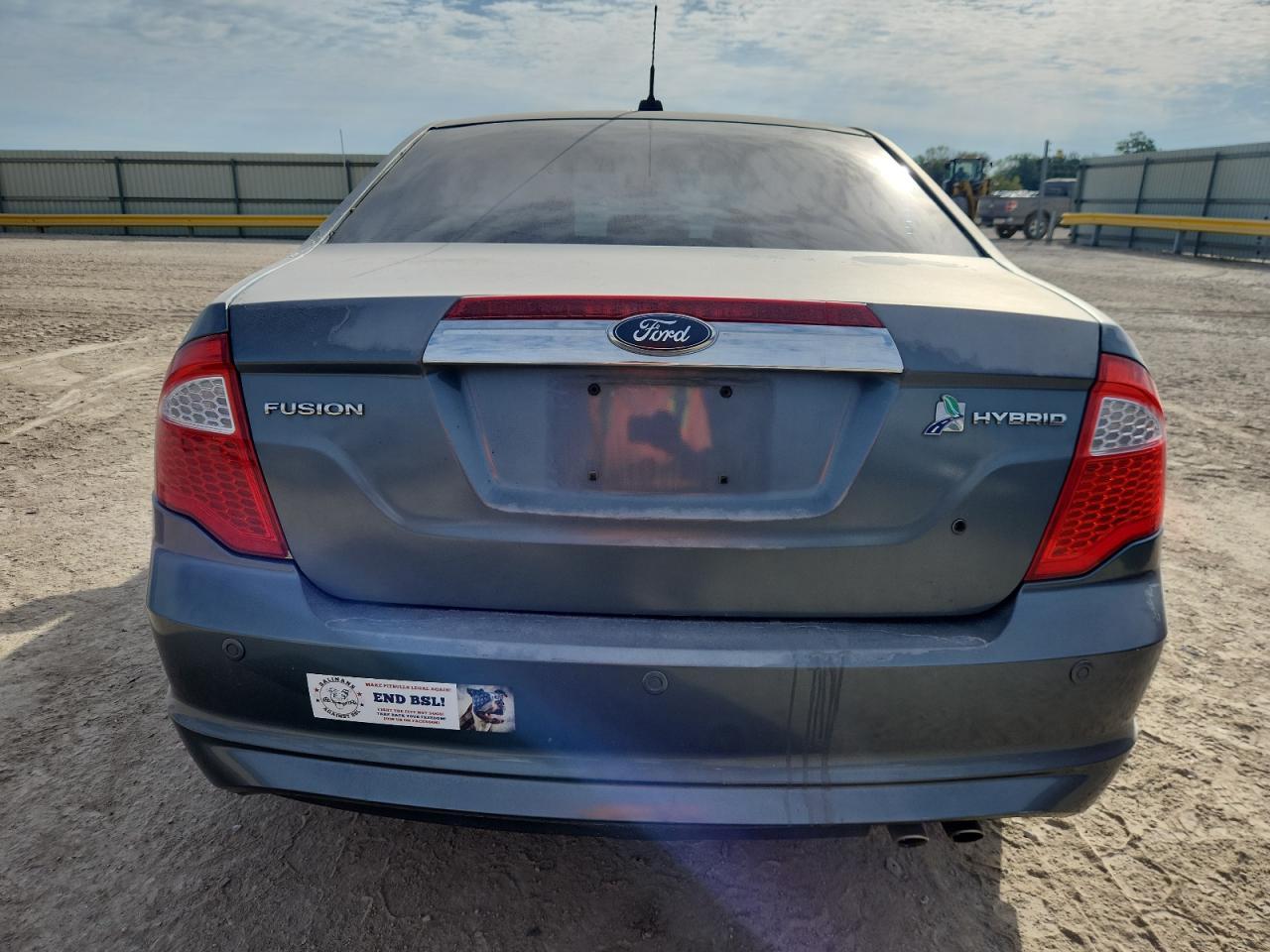 2011 FORD FUSION