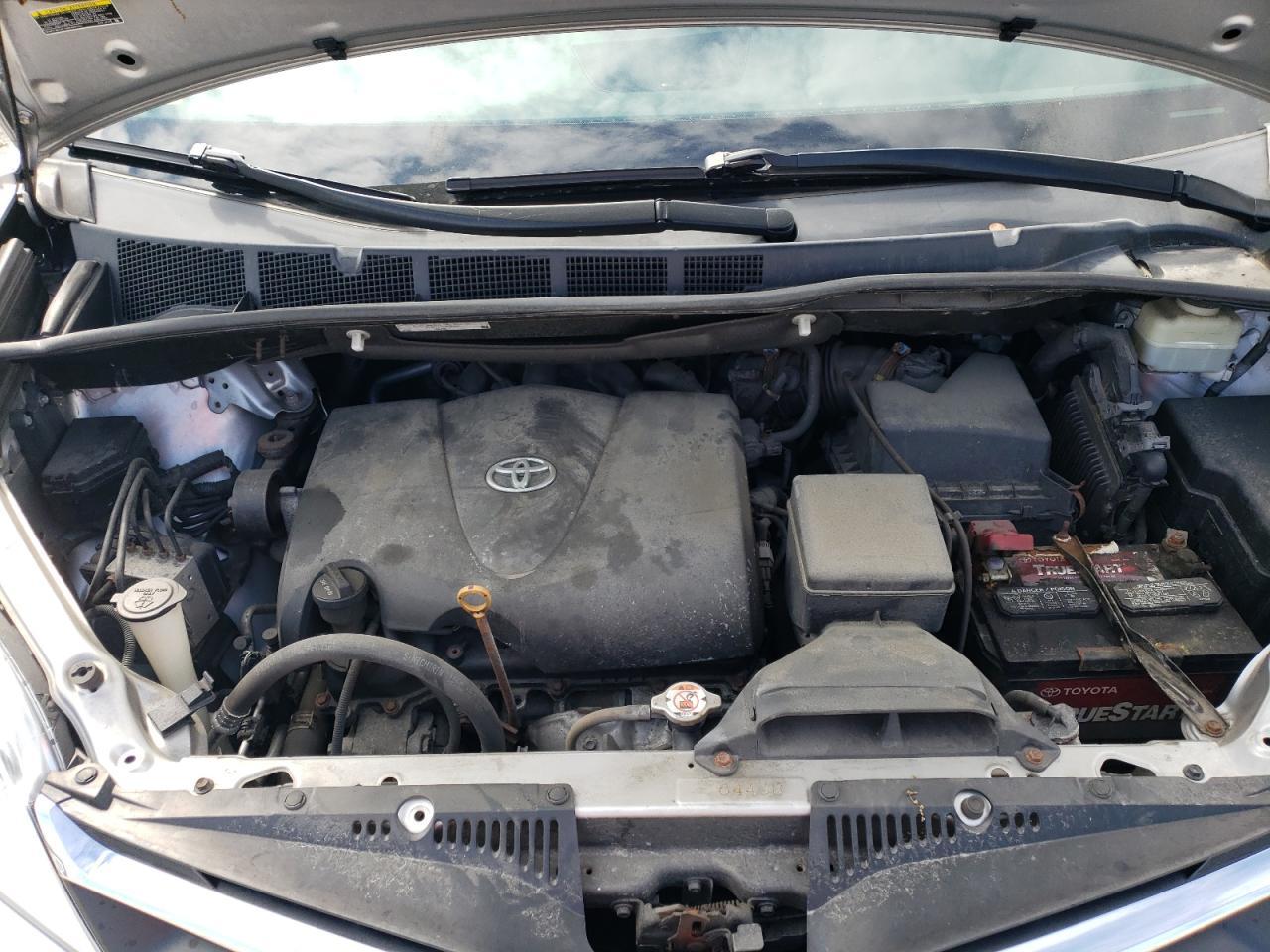 2018 TOYOTA SIENNA