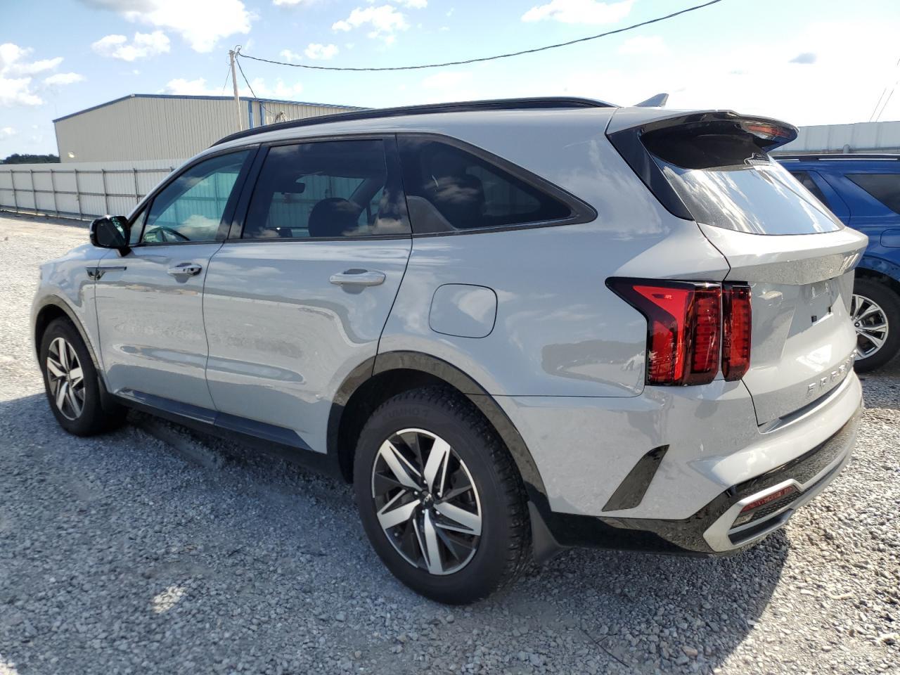 2022 KIA SORENTO