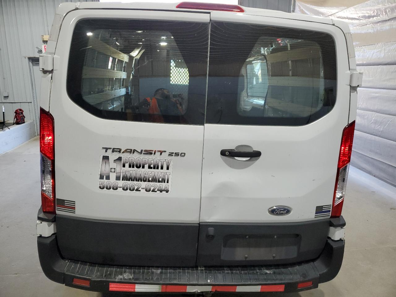 2021 FORD Transit